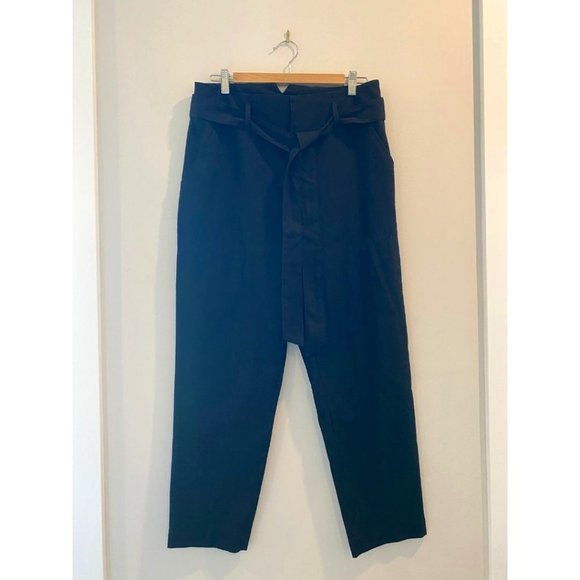 Paper bag waist cigarette pant - Picture 1 of 4